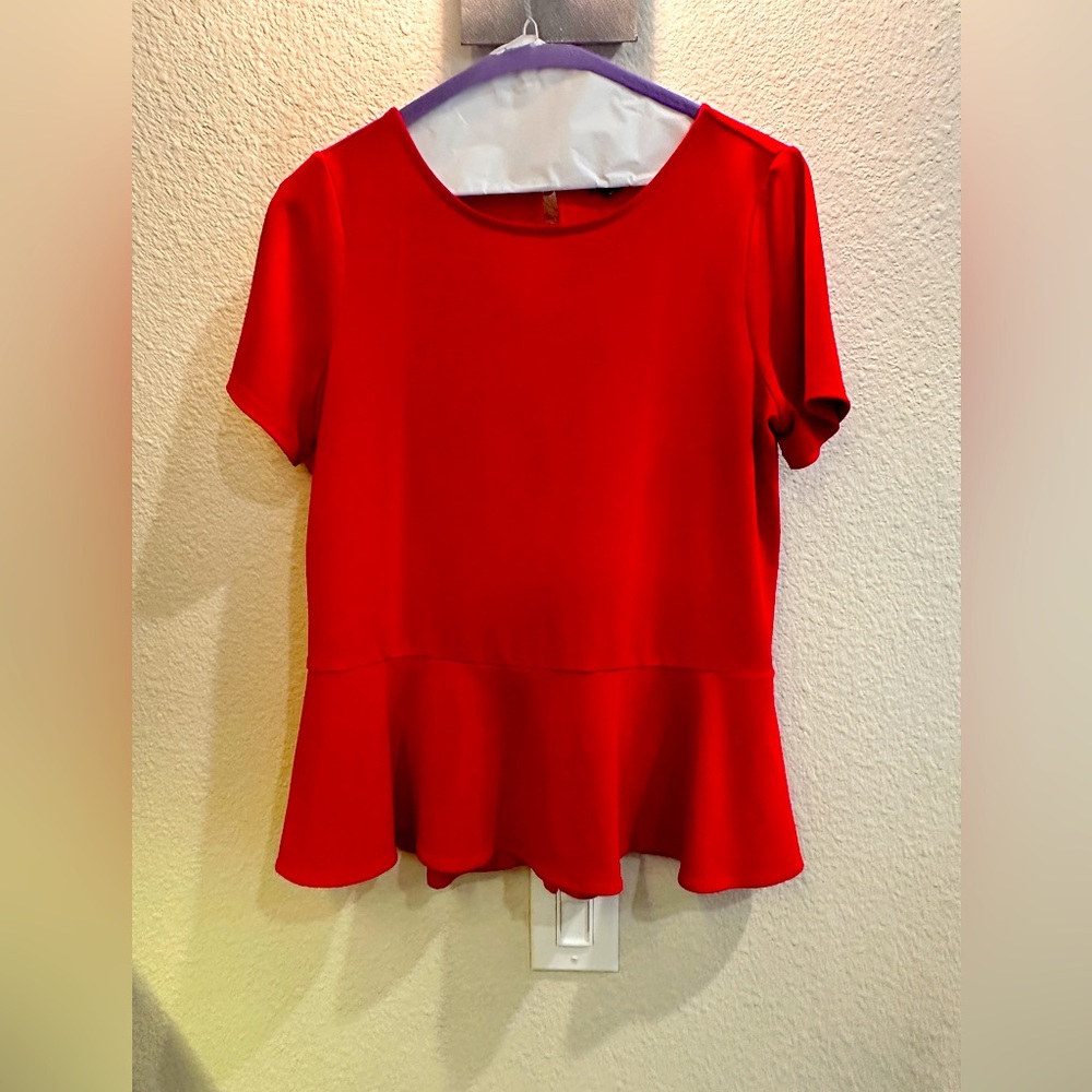 ❤️ Express Small Red Peplum Top Slit Back